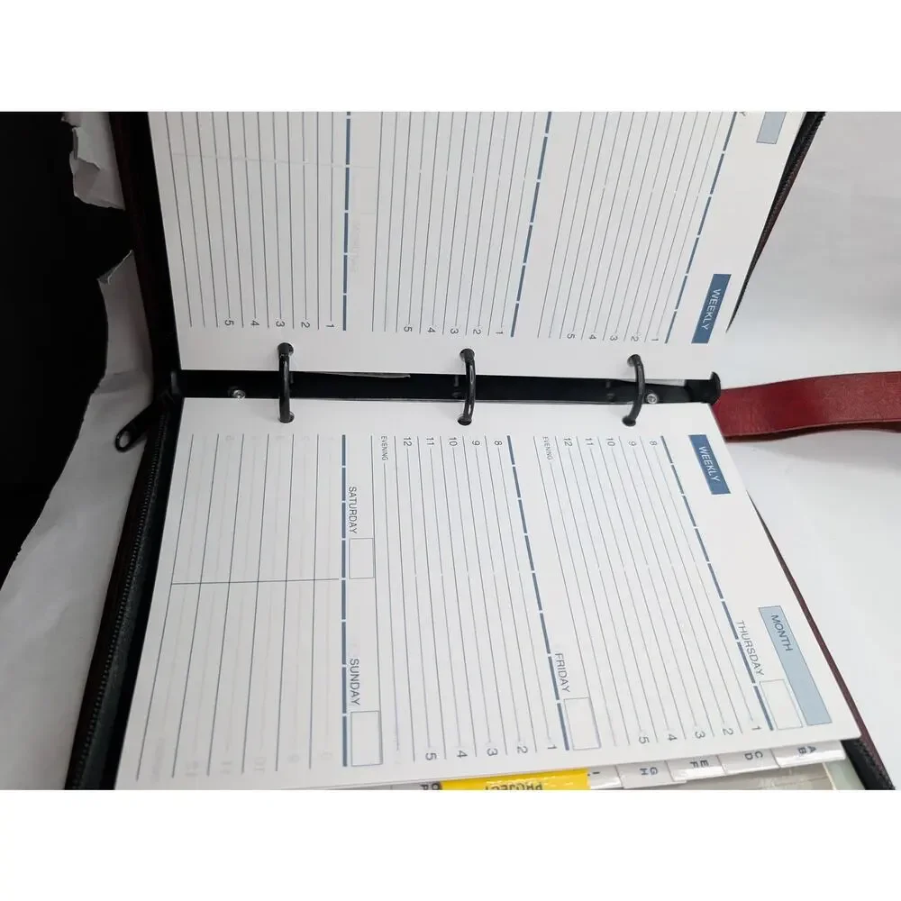 Day Planner Inc. Classic Edition Zippered Organizer Planner Burgundy VTG
